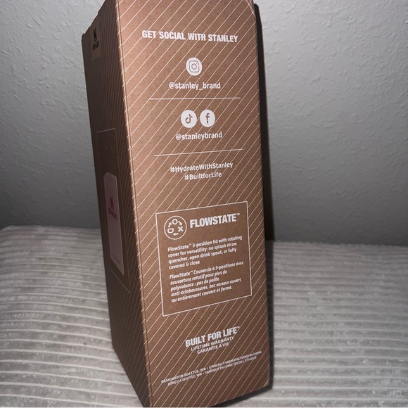 Stanley Cherry Blossom Pink 40oz - Picture 4 of 4